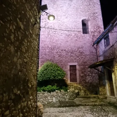 別荘 Cuore Del Castello Arrone