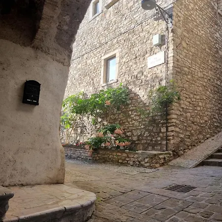 Cuore Del Castello Arrone