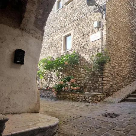 Cuore Del Castello Arrone